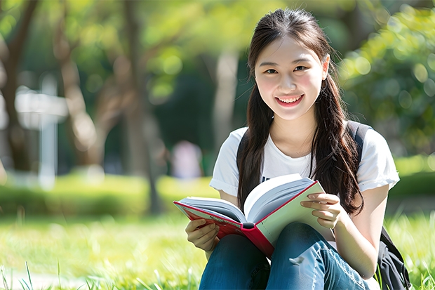 新疆大学为什么分数线那么低？新疆大学有什么福利？